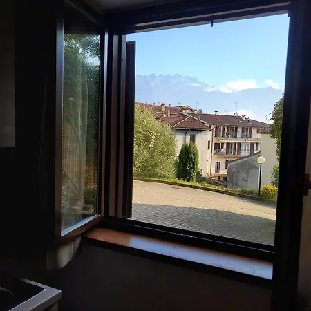 Relais Garden Lecco Вальмадрера