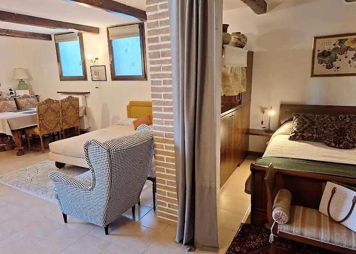 Relais Garden Lecco Bed and breakfast Valmadrera